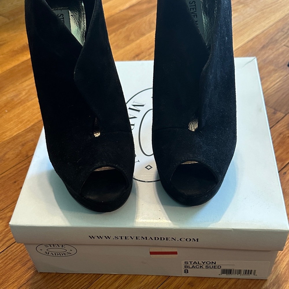 Steve Madden Black Suede Open-Toe Heels